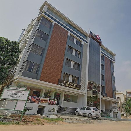 Готель Super Grand Collection O Near Sarjapur Road Near 7D Voyage Бенґалуру Екстер'єр фото