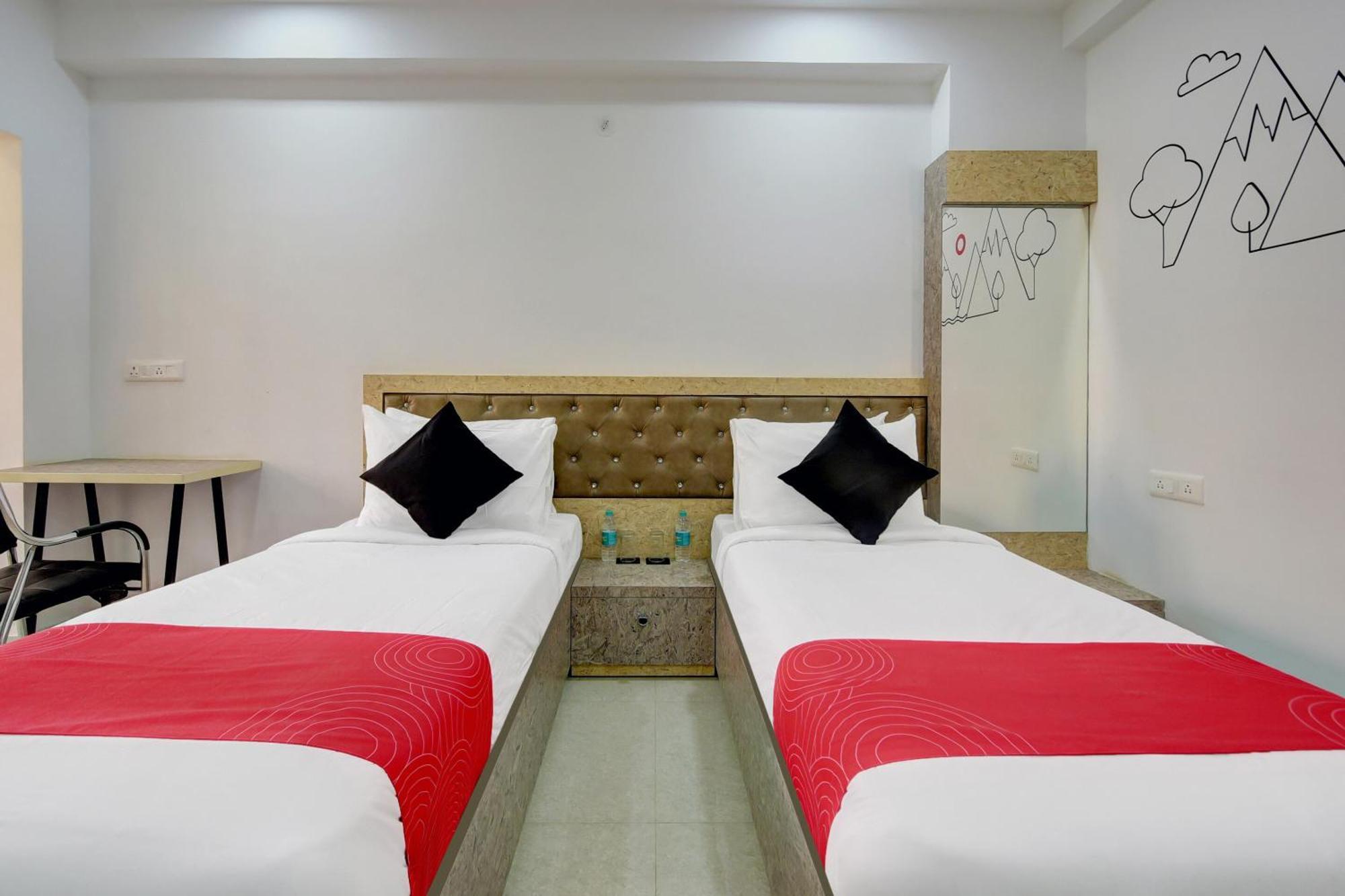 Готель Super Grand Collection O Near Sarjapur Road Near 7D Voyage Бенґалуру Екстер'єр фото